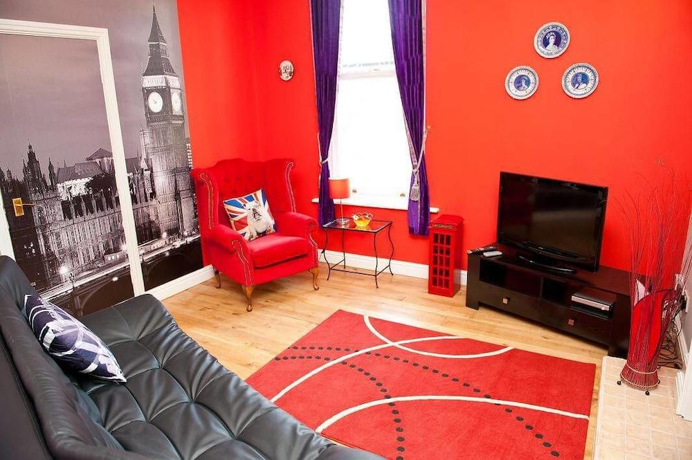 The Scarborough Travel And Holiday Lodge 외부 사진