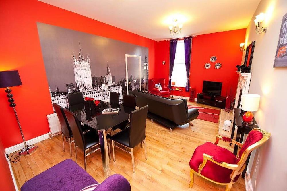 The Scarborough Travel And Holiday Lodge 외부 사진