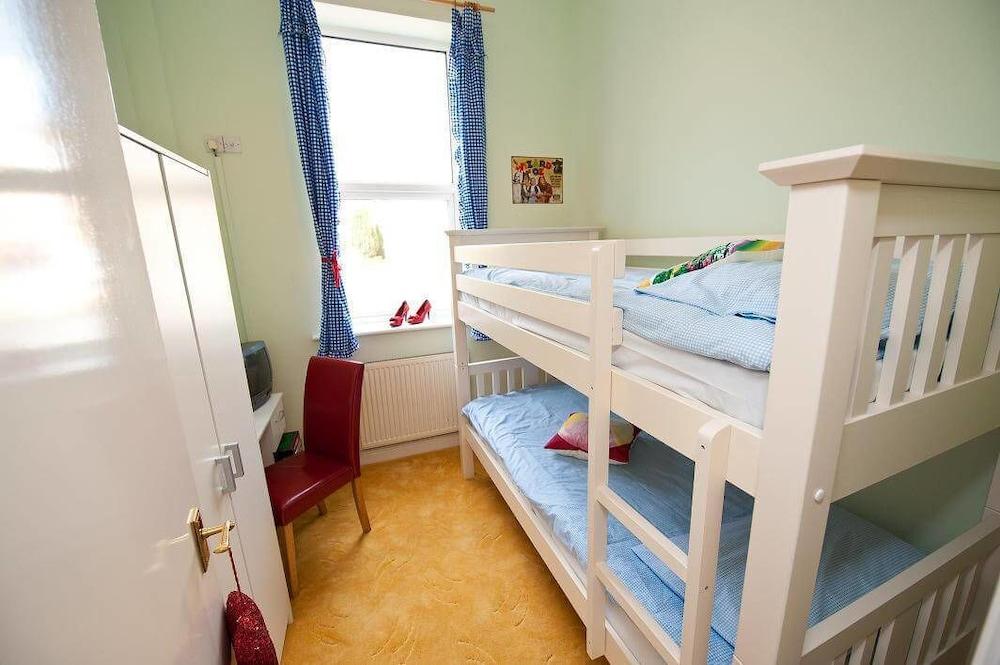 The Scarborough Travel And Holiday Lodge 외부 사진