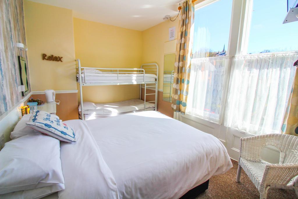 The Scarborough Travel And Holiday Lodge 외부 사진